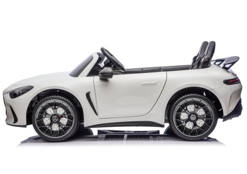 Auto Na Akumulator Mercedes GT63 AMG DK-GT63 24V LCD Biały