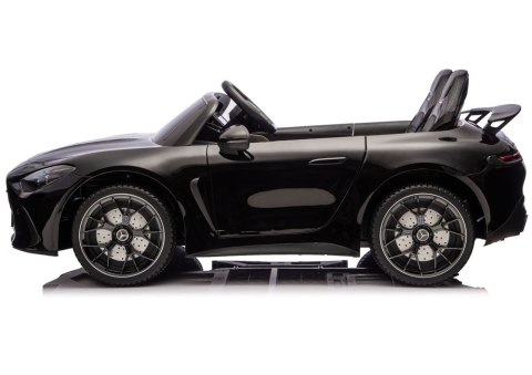 Auto Na Akumulator Mercedes GT63 AMG DK-GT63 24V LCD Cichy Silnik Czarny