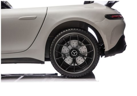 Auto Na Akumulator Mercedes GT63 AMG DKGT63 24V LCD Lakierowany Jasno Szary