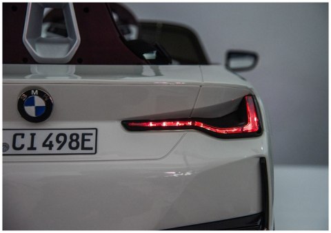 Auto Na Akumulator BMW i4 4x4 JE1009 Biały